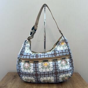 LeSportSac Hobo in Heart Print